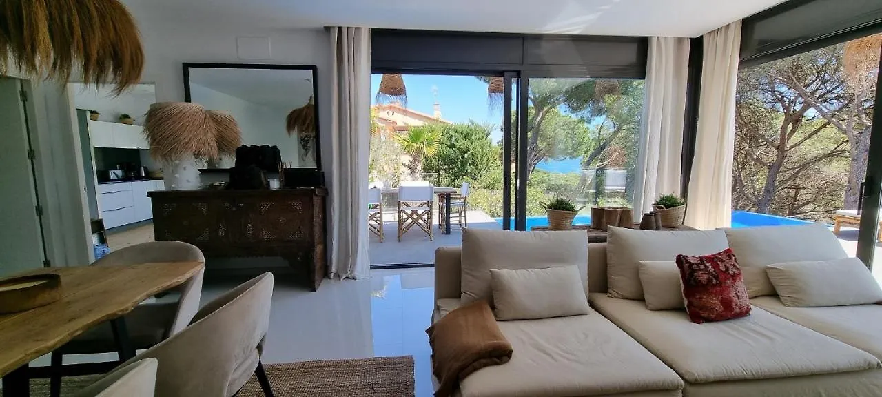 Casa Blanca Villa Pals